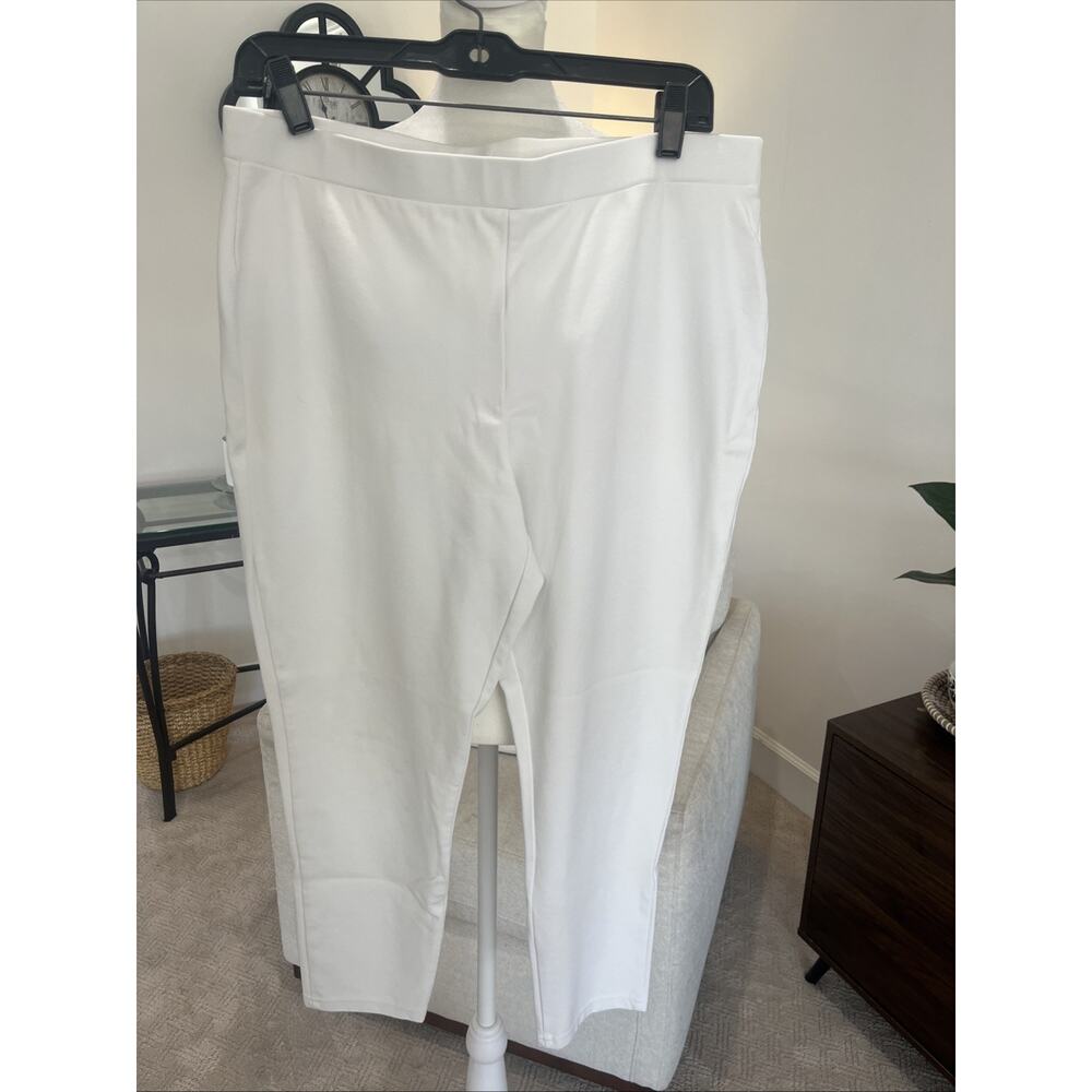 Chicos Capri Pants Womens 2 White Cotton Blend Stretch Comfort Travel Sz Large
